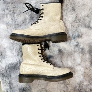 Dr. Martens 1460 Off-White Hi-Shine Snakeskin Print Leather Combat Boots 37/6